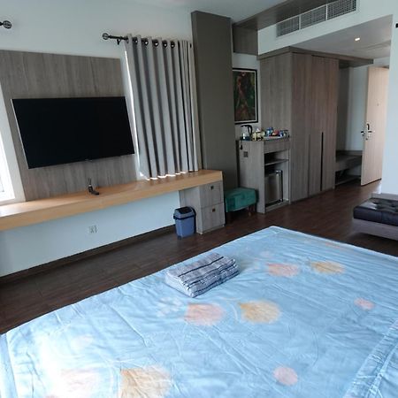 Chilchill Hotel Riverside พนมเปญ ภายนอก รูปภาพ